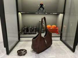 Picture of Gucci Handbags _SKUfw231413272fw